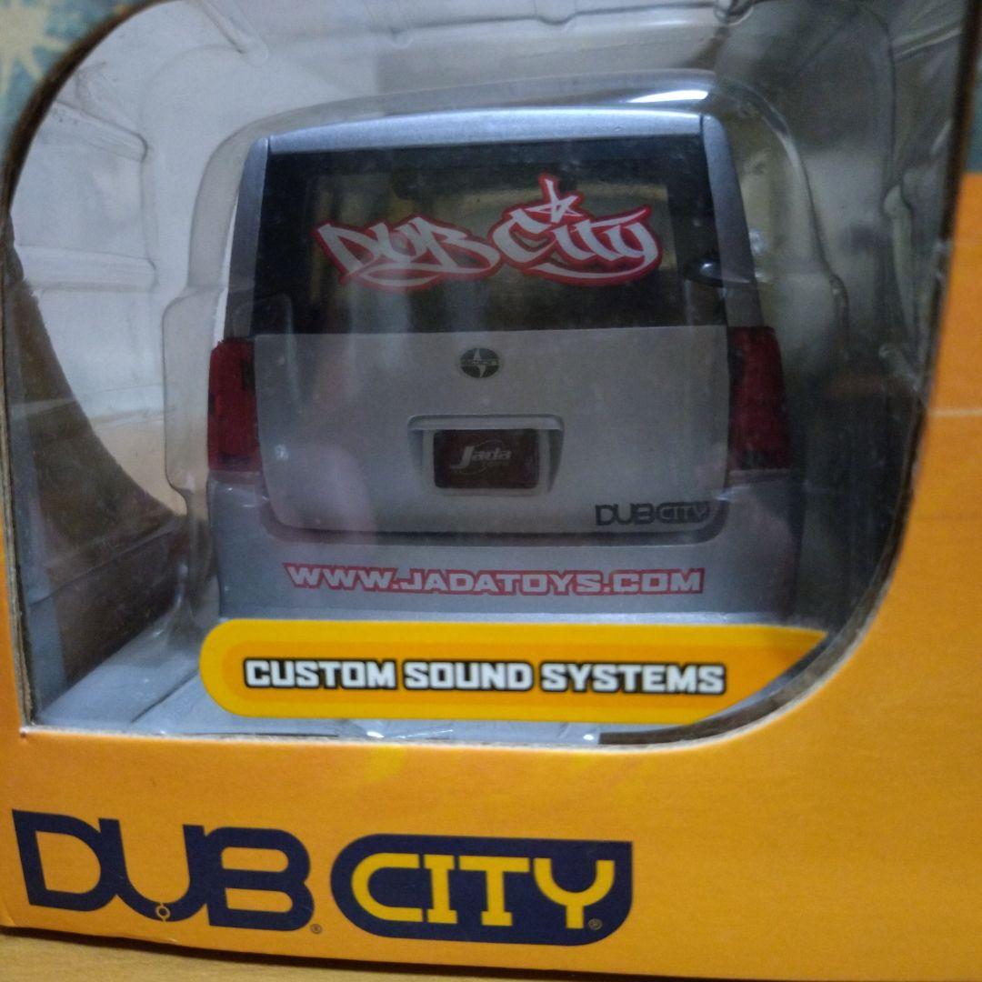 ミニカー DUB city SCION xB