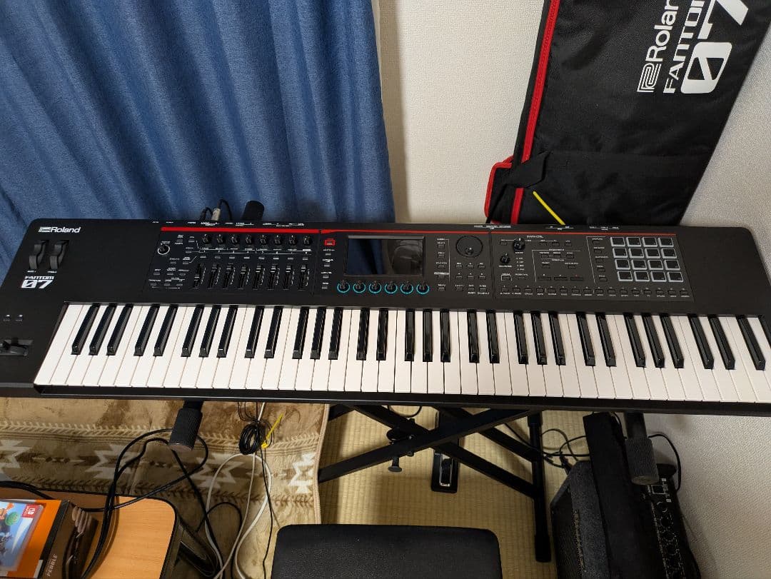Roland FANTOM 07 専用ケース付き