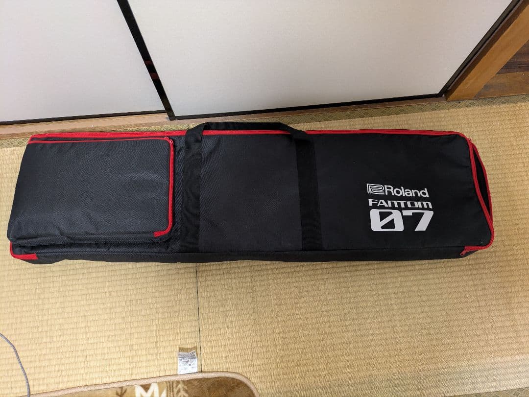 Roland FANTOM 07 専用ケース付き