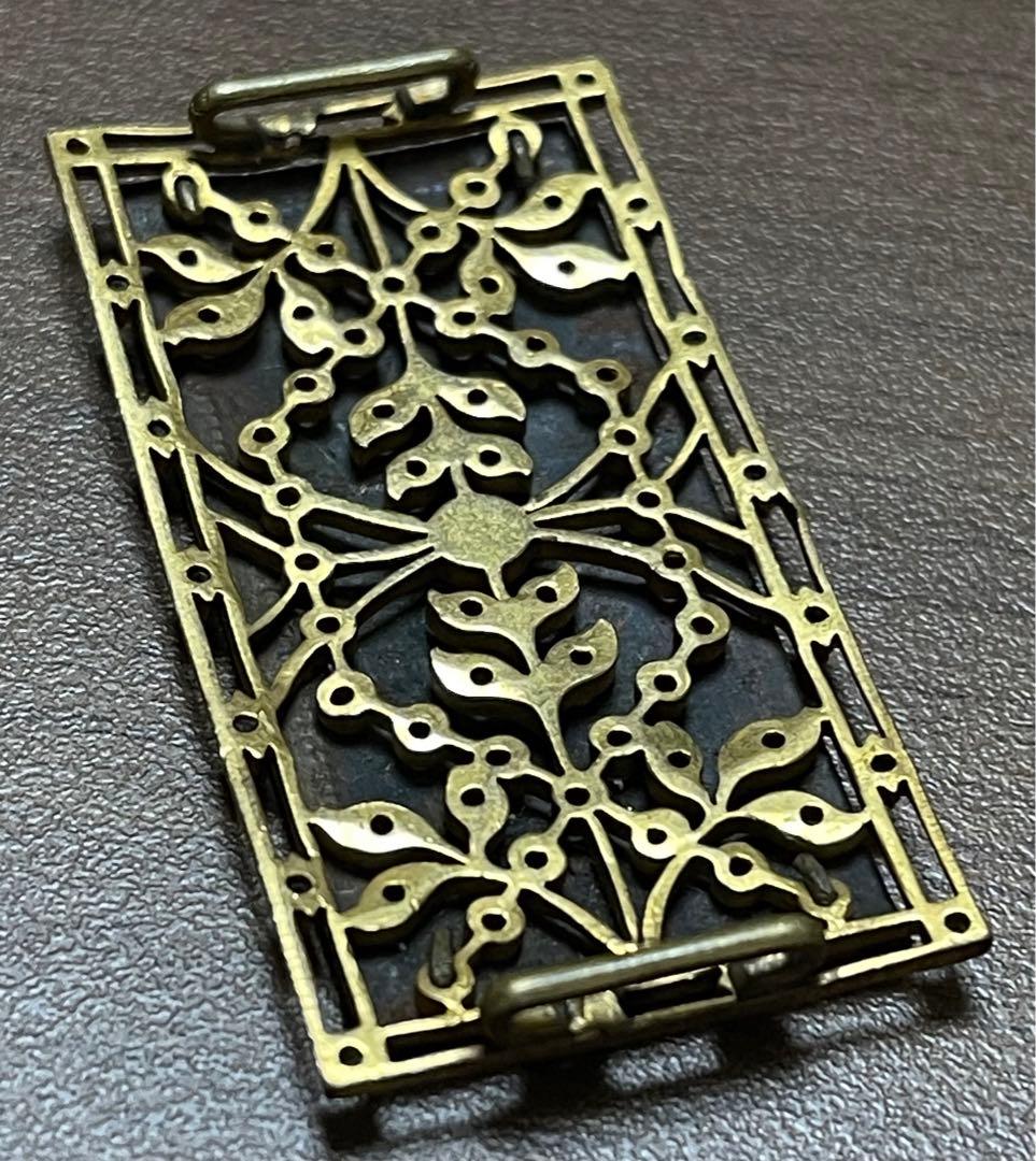 アンティーク　帯留　グリフォン　ゴールド　インレインど　手彫り