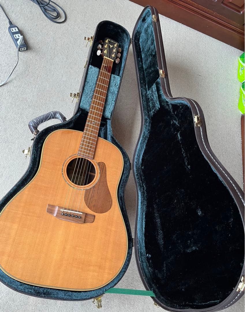 ほぼ未使用、k.ヤイリです!