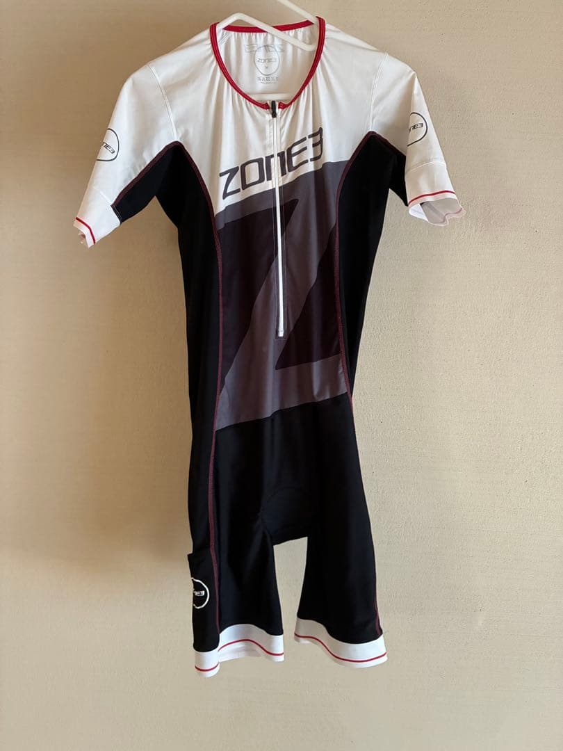 ZONE3 トライアスロンウェア