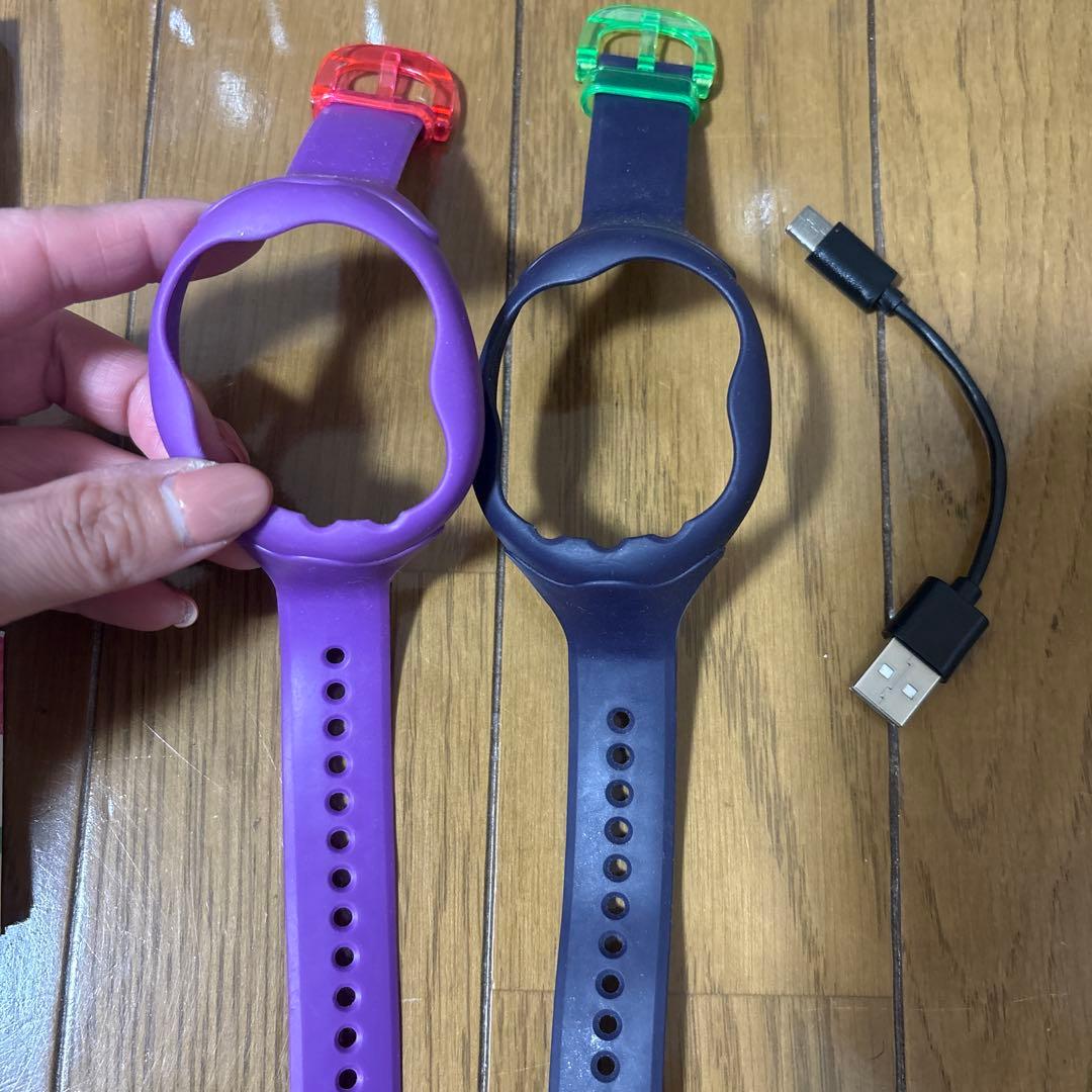 たまごっち uni本体と箱　バンド2本　パーフェクトガイド充電ケーブルセット販売