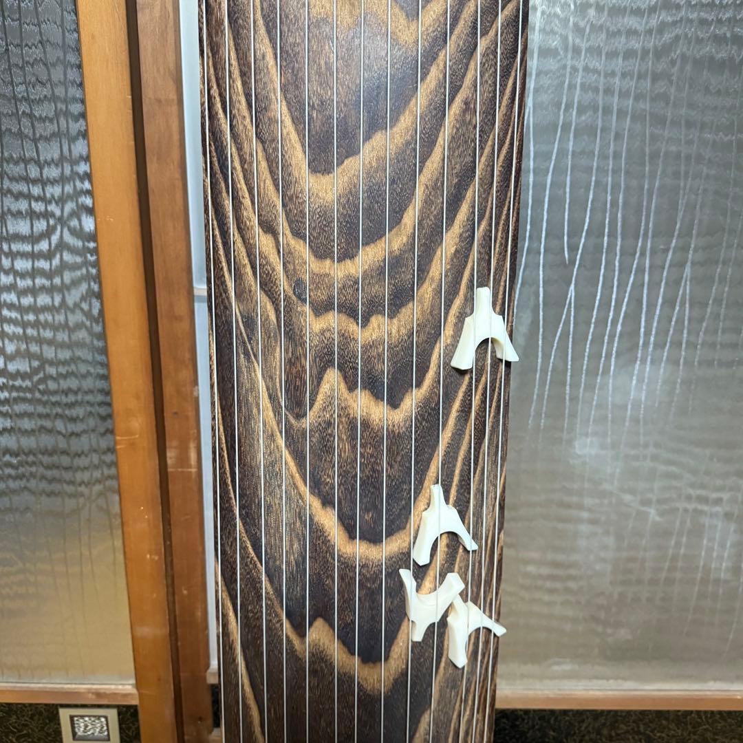 【極美品】　琴　和楽器　弦楽器 13弦　すだれ彫り