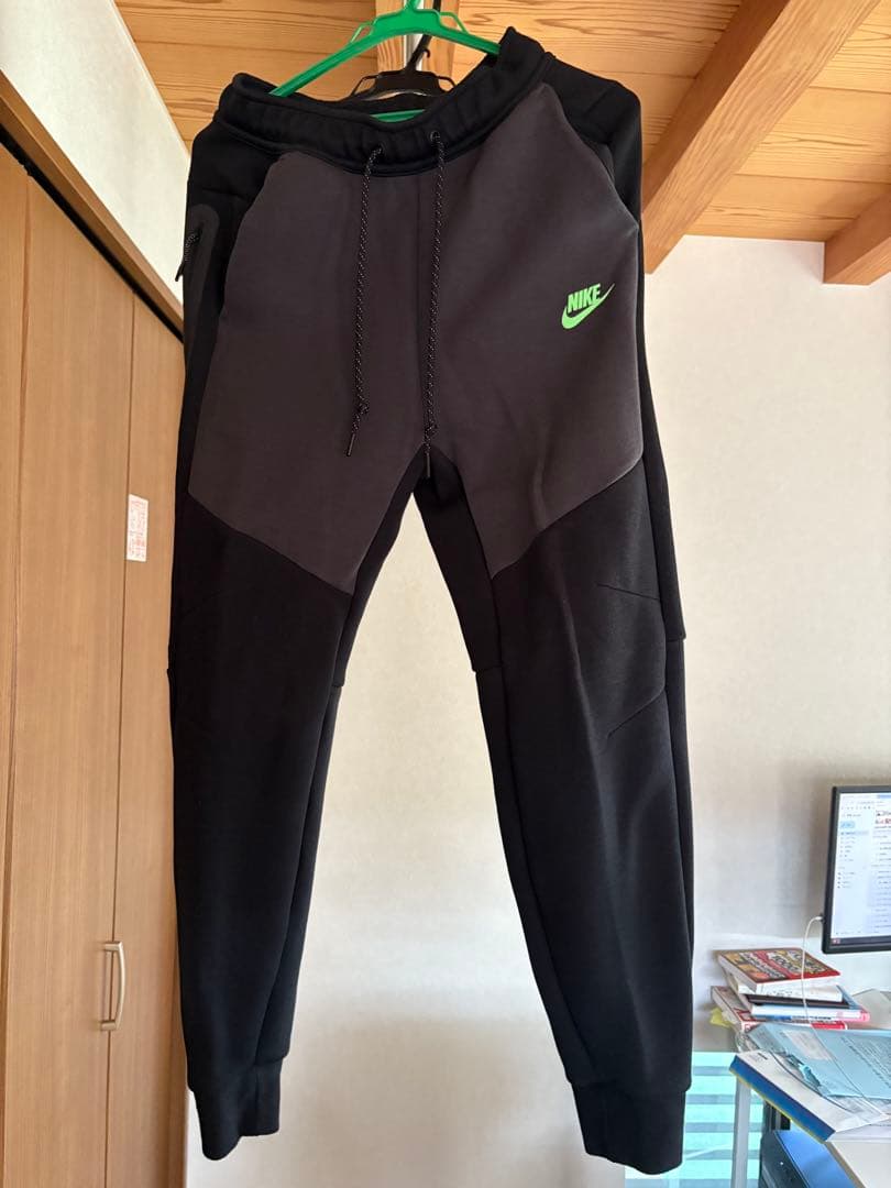 NIKE ナイキテックフリース　限定カラー　パンツのみ