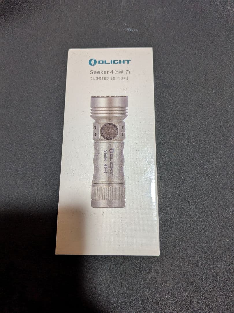Olight Seeker 4 Mini Ti 限定版