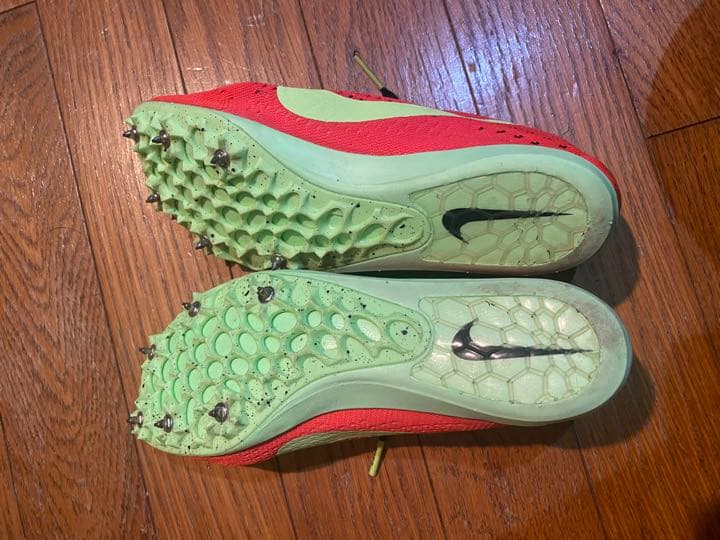 NIKE スパイク　ズームヴィクトリー