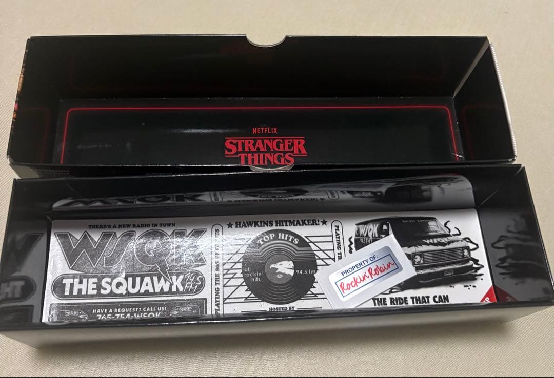 ストレンジャーシングス 懐中電灯　ライト　グッズ