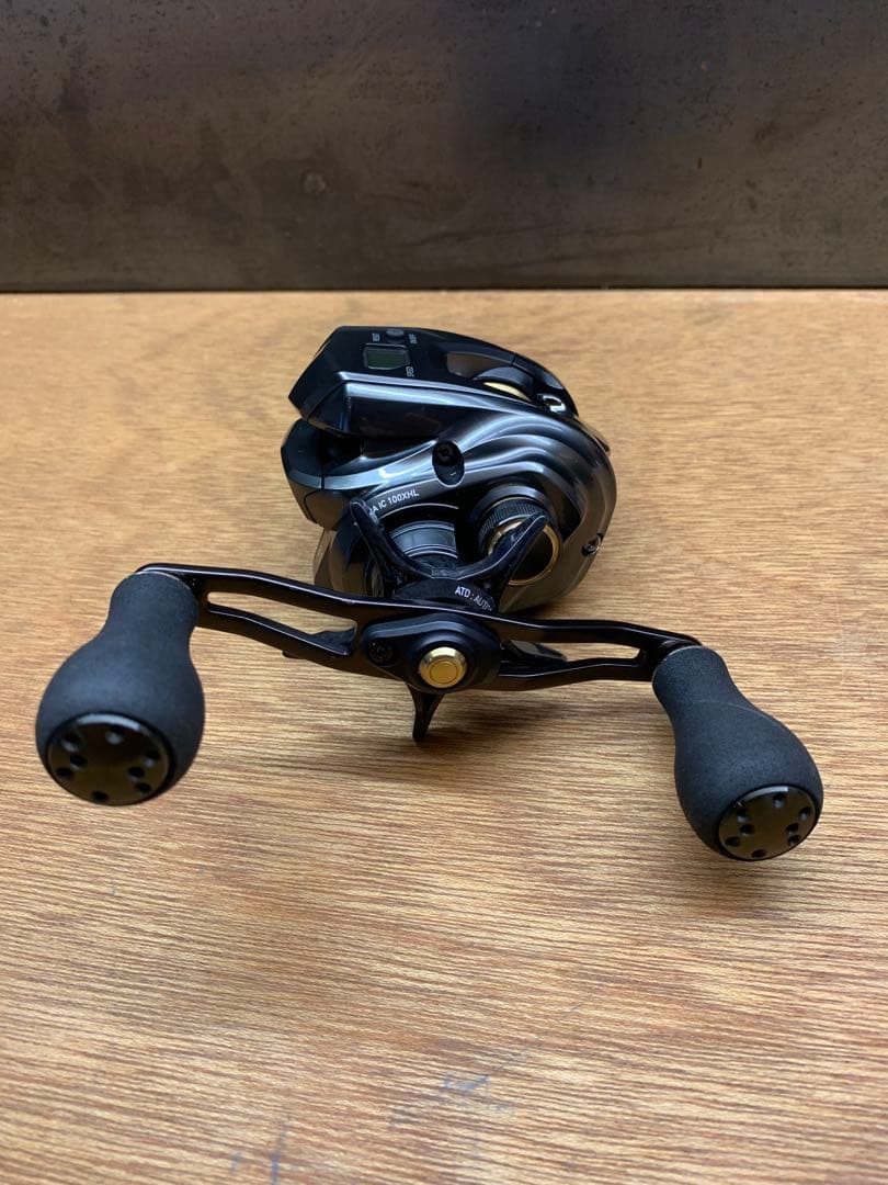 ダイワ DAIWA ティエラ IC 100XHL 中古