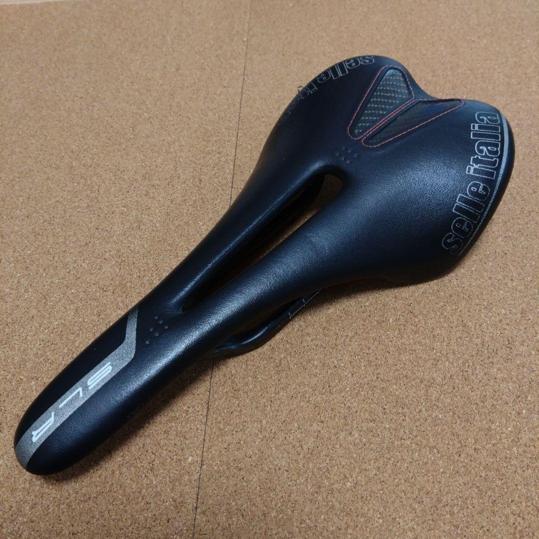 Selle Italia SLR ブラックサドル
