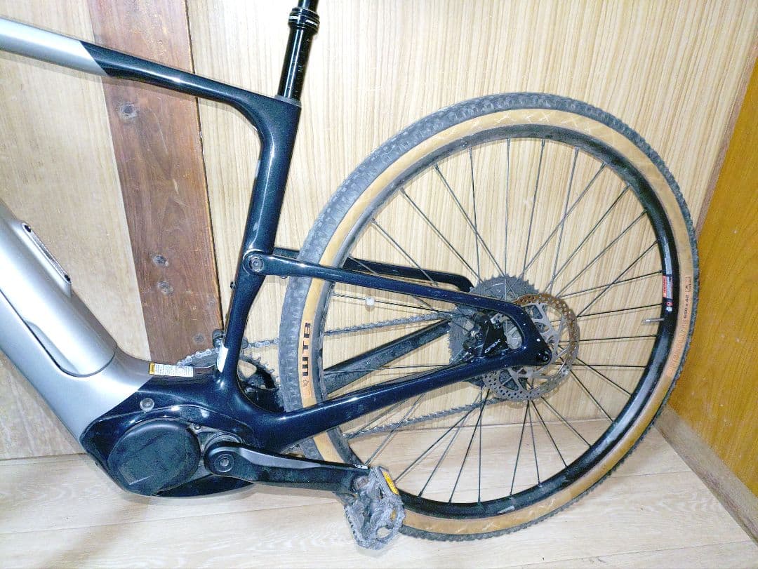 キャノンデール　トップストーンネオカーボンレフティ3　　グラベルロード