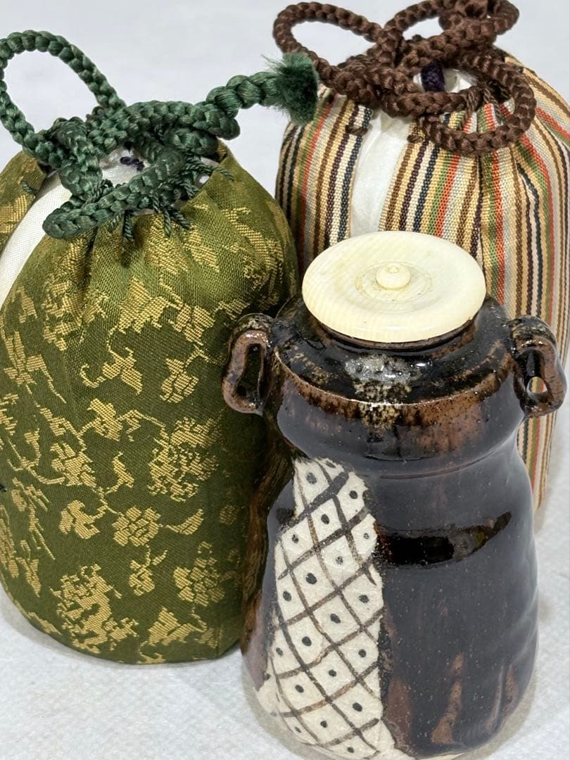 加藤弥右衛門作　黒織部茶入　美品　共箱　茶道具　送料込