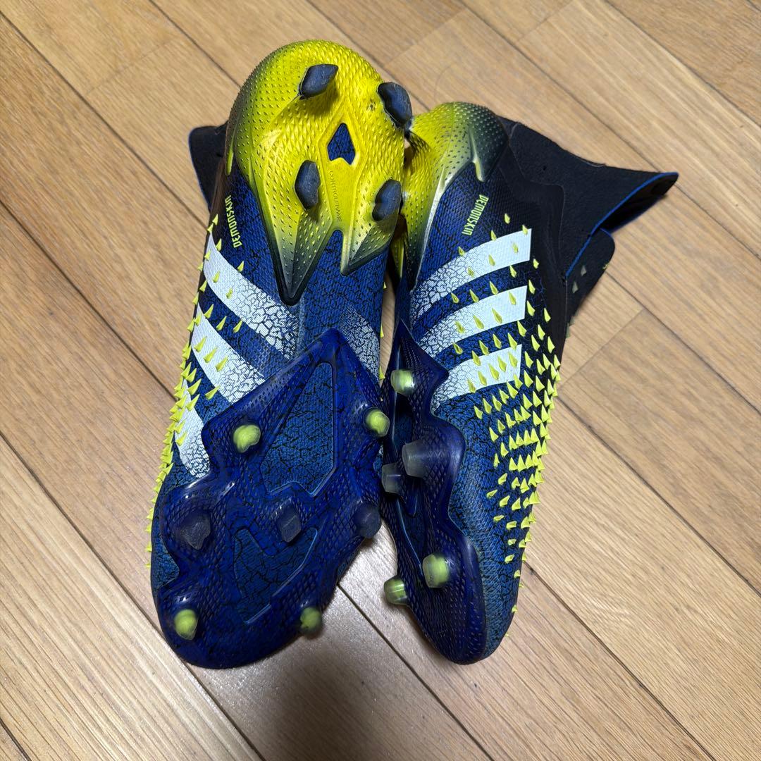 破格アディダスプレデターfg紐なし27.0cm