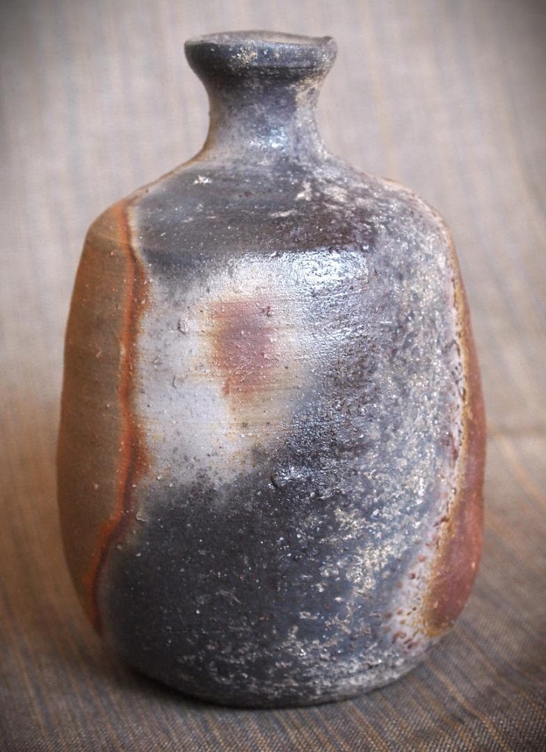 最上作★中村真【師：中村六郎・金重道明】備前（窯変）徳利★共箱