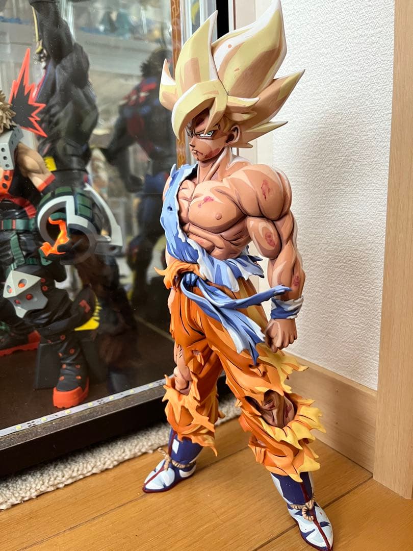 孫悟空 スーパーサイヤ人 フィギュア リペイント 二次元塗装