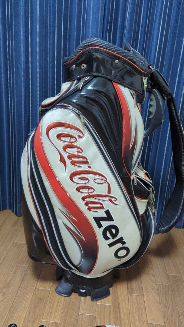 Coca Cola Zero コカコーラゼロ　キャディバックとヘッドカバー