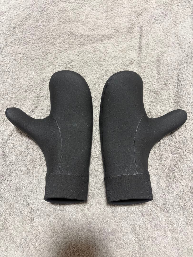 DOVE サーフィングローブ ブラック