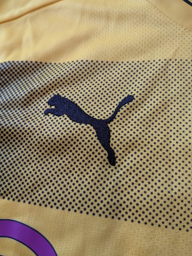 PUMAボルシアドルトムント No.23カガワ新品タグ付きサイン入りユニフォーム