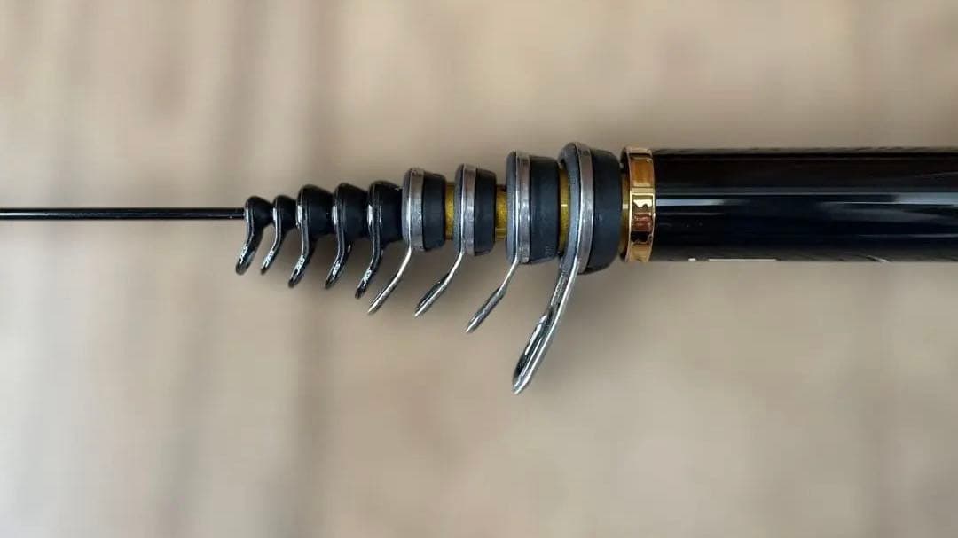 【超美品】ダイワ16トーナメントISO AGS 1.25-53