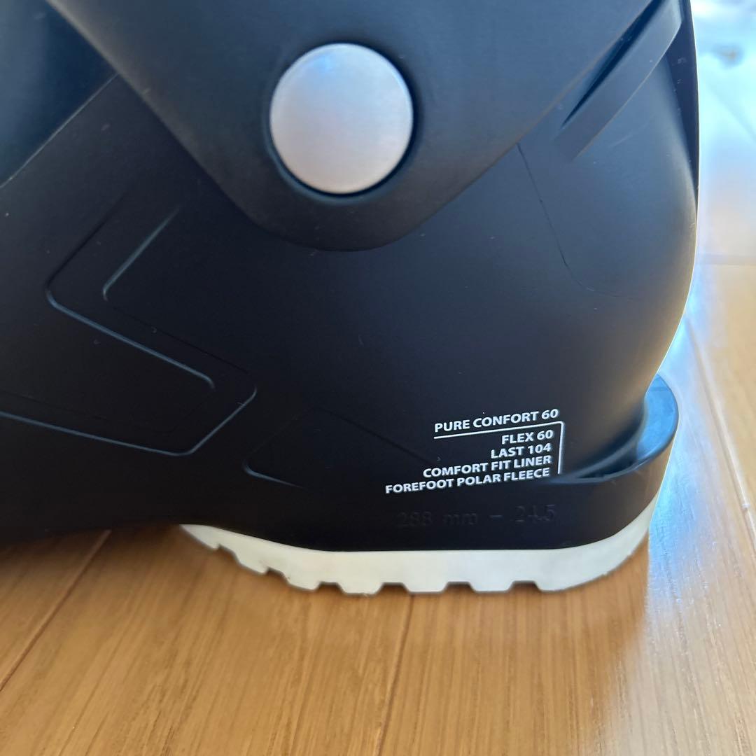 値下げ　新品同様ROSSIGNOL女性用スキーブーツスキー靴ブラック23-25