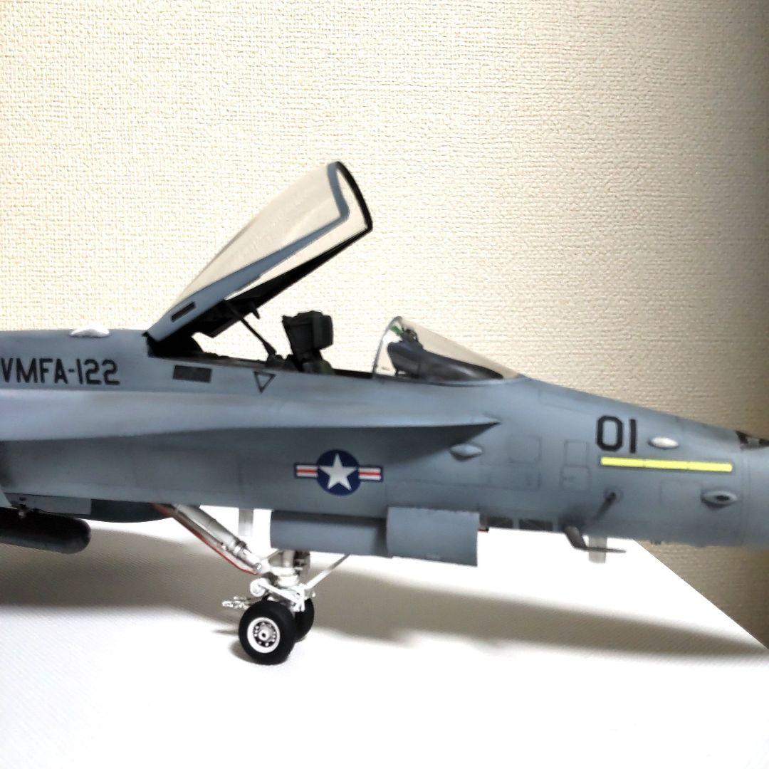戦闘機プラモデル完成品ハセガワ1/48F-18Cホーネット