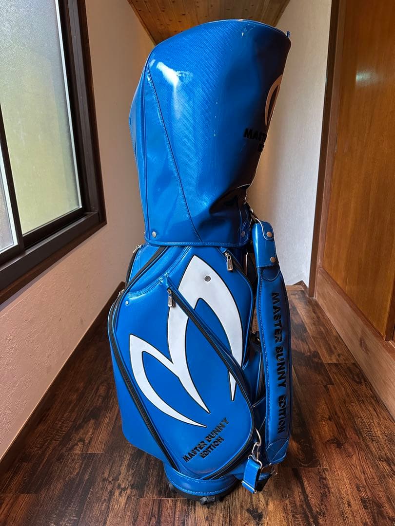 特別値下げ！美品MASTER BUNNY EDITION ゴルフバッグ 青
