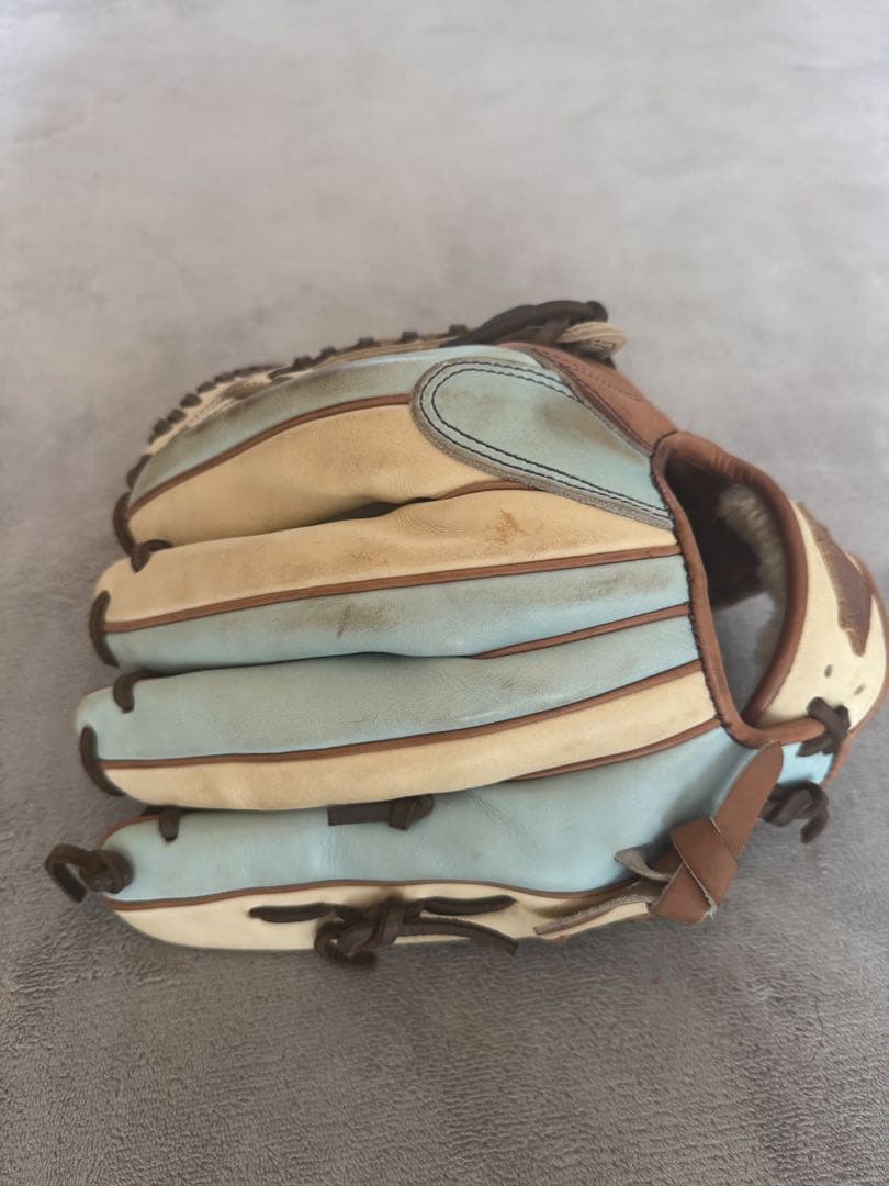 グラブワークス内野手用 特注カラー