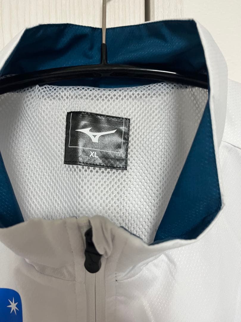 新品未使用XL2024 北海道コンサドーレ札幌 支給 練習着 ウインドブレーカー