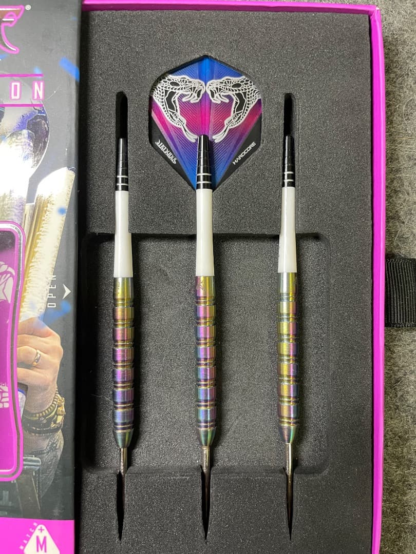 スティールダーツ　レッドドラゴン　ピーターライト　スネークバイト1　24g