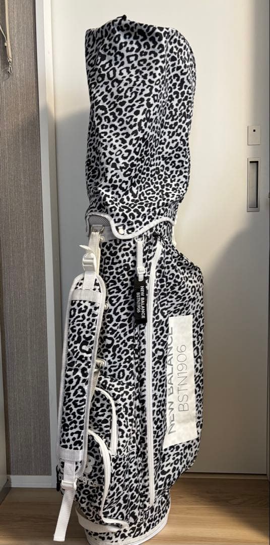 NEW BALANCE ヒョウ柄　キャディバッグ　ニューバランス　ゴルフ