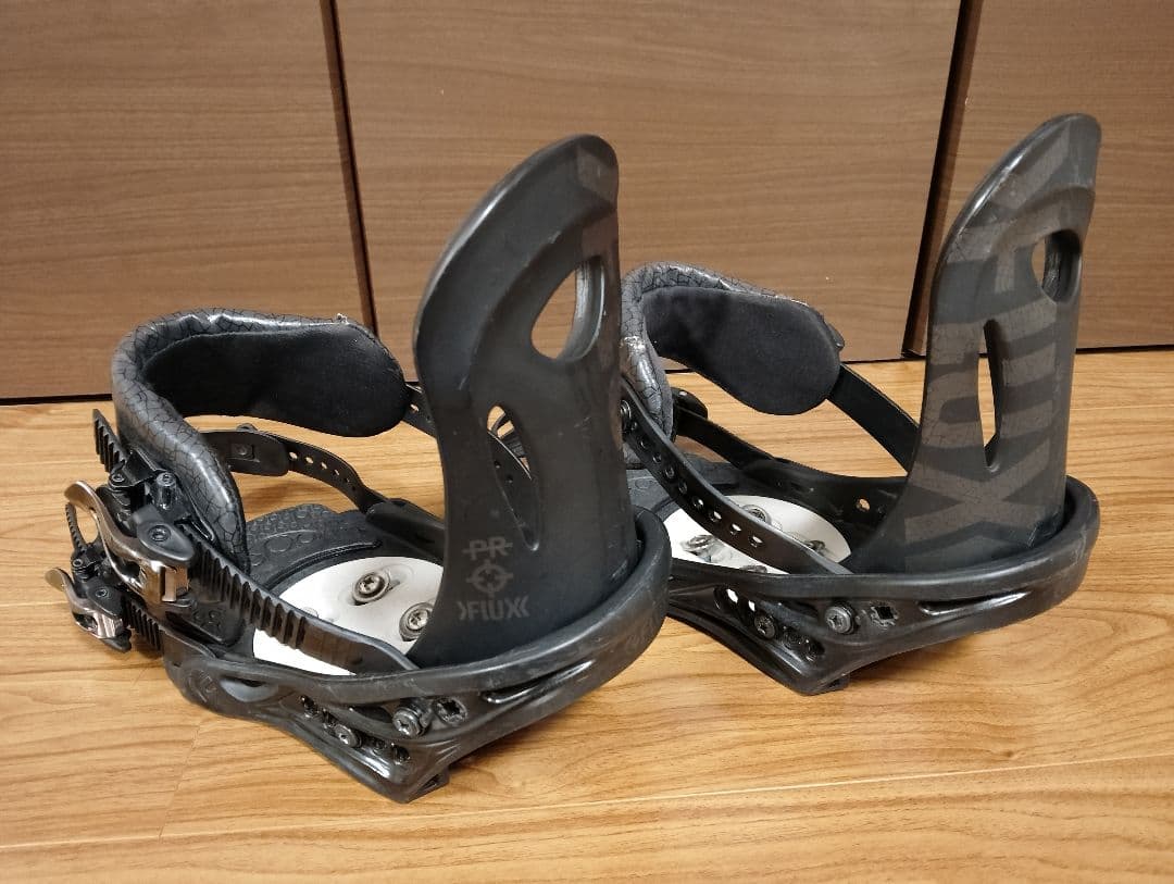 ★FLUX スノーボード ビンディング F.T.M versa ブラック S★