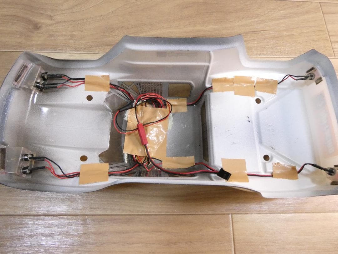 【お値下げ】HPI サベージXS SS 　EPカー　モンスタートラック