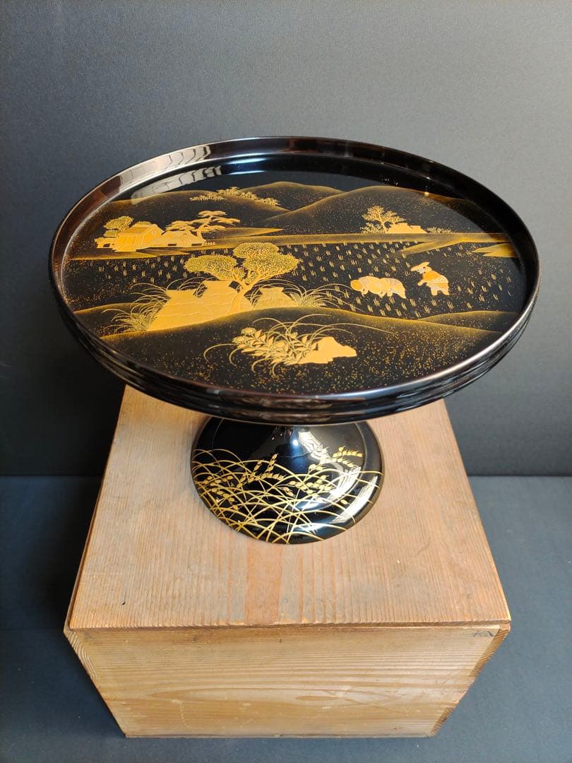輪島塗　本金蒔絵　研ぎ出し　無傷完品　黒塗り　高杯　高月　菓子器　時代物　漆芸