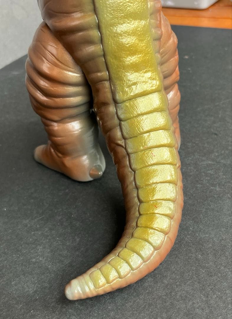 怪獣郷２０周年記念　ゴモラ　グレー成型　イベント限定品　開封品