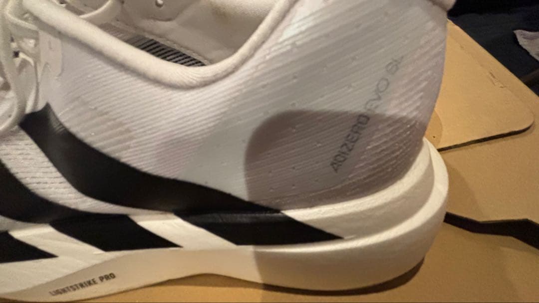 【即買いOK】アディゼロ EVO SL 27.5