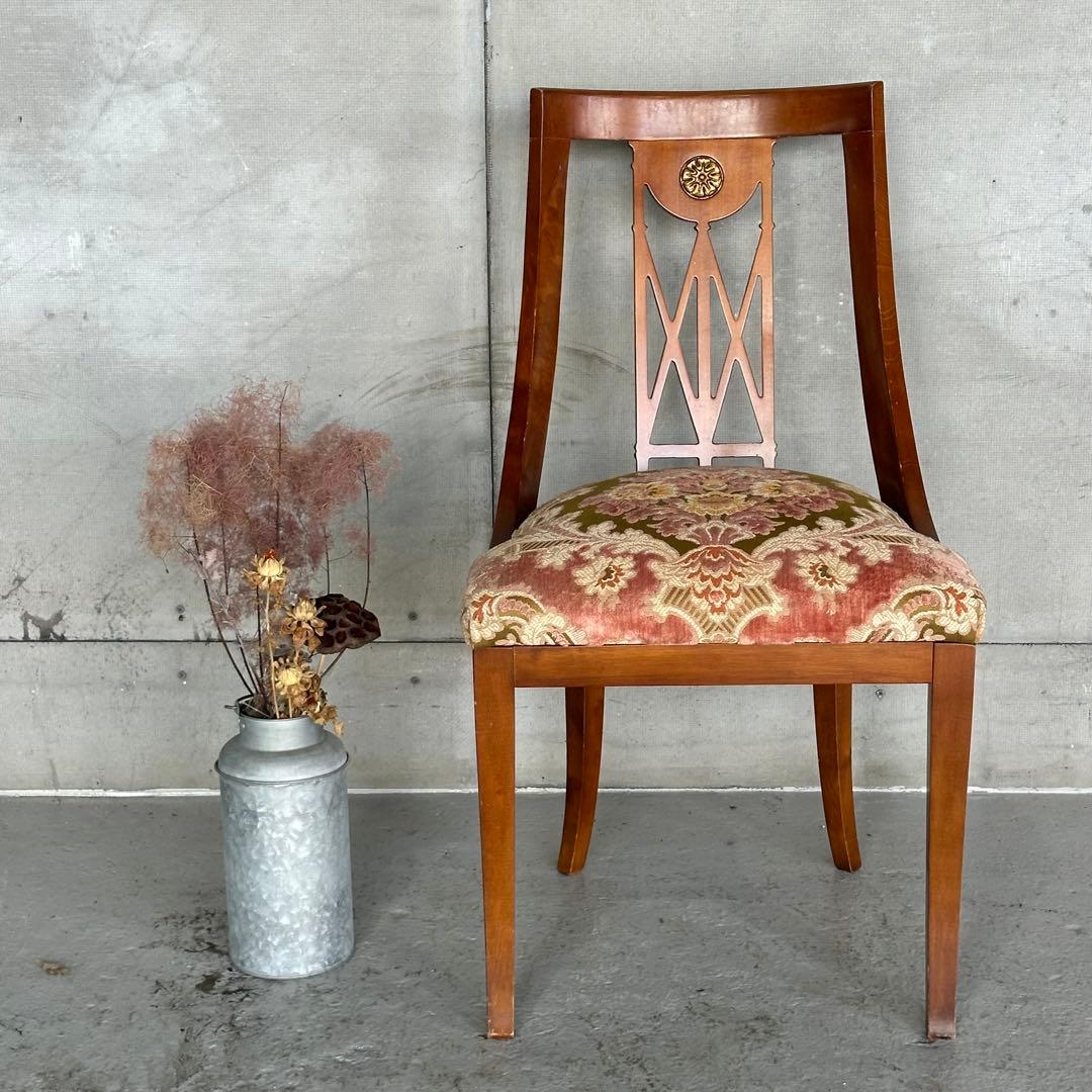 ✦ネオクラシカル様式✦透かし彫り×メダリオン装飾 ダイニングチェア アンティーク