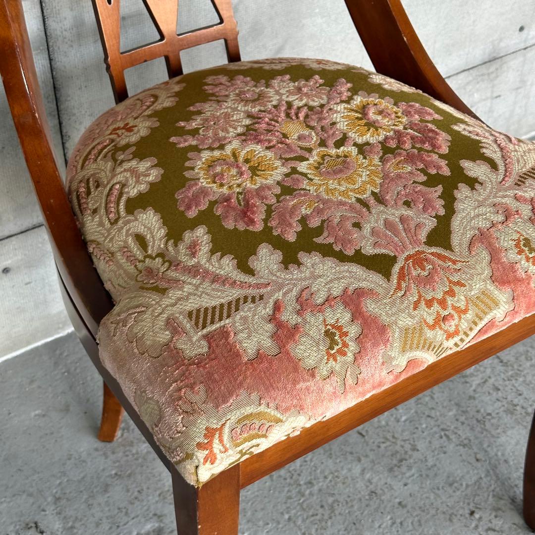 ✦ネオクラシカル様式✦透かし彫り×メダリオン装飾 ダイニングチェア アンティーク