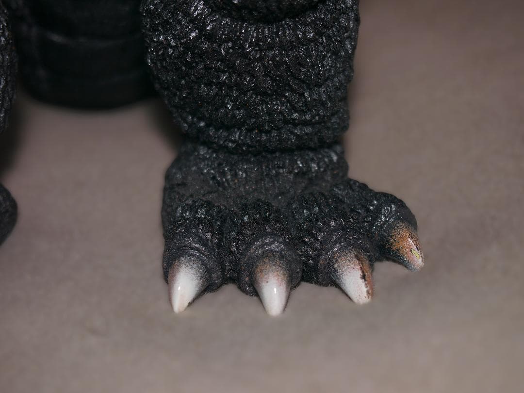 ゴジラ フィギュア