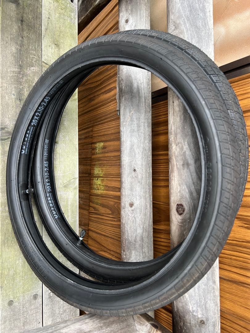 BMX タイヤ ケブラー S&M TRACKMARK X ODYSSEY