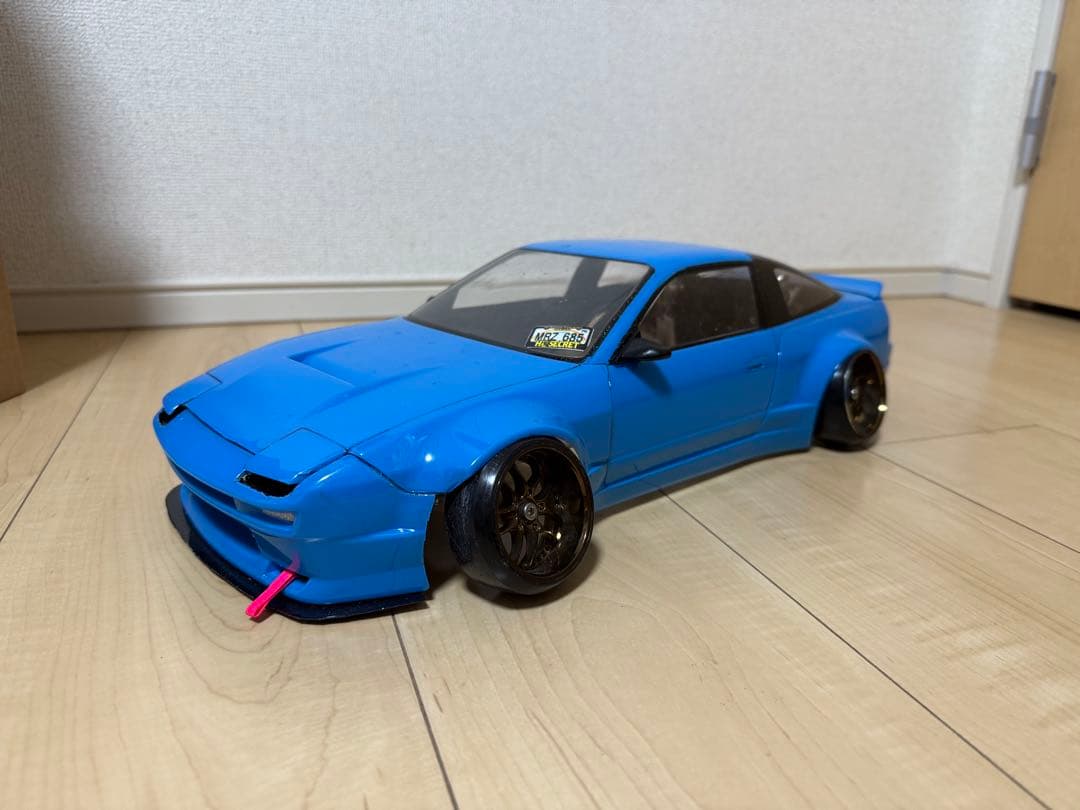 アディクション　ボディ　180sx ホイール　タイヤ付き