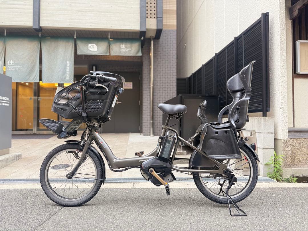 子供乗せ　3人　ヤマハ　電動アシスト自転車 チャイルドシート付き グレー