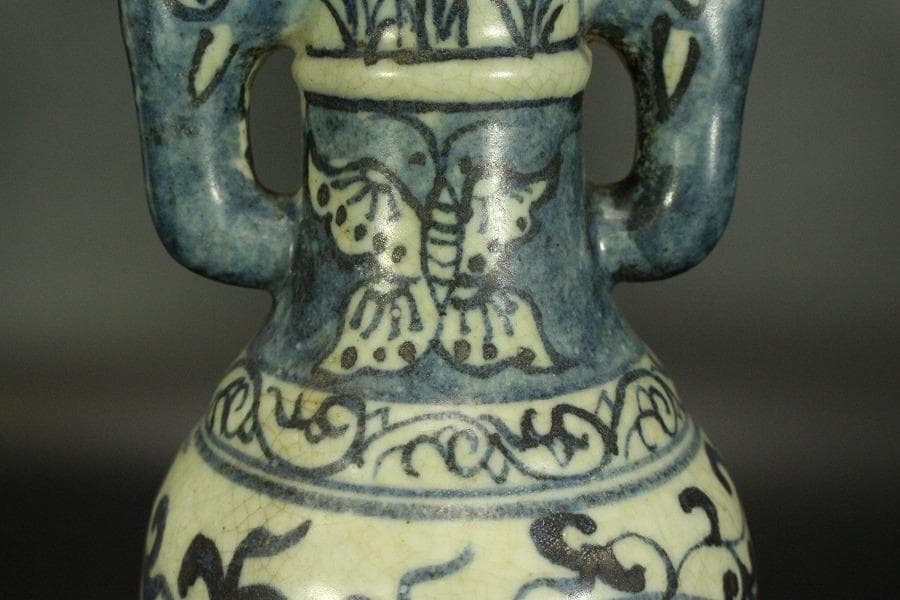 中国美術 青花 纏枝蓮花紋 双耳瓶 高29.5cm(LC136)