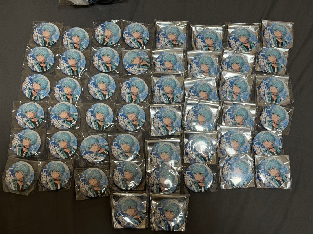 新品すとふぇす　めておらラピス Lapis らぴすくん 缶バッジ