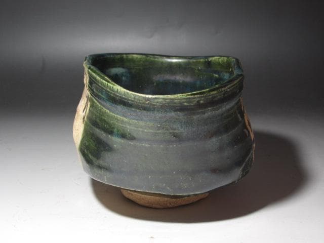 【セール】★　加藤卓男　織部茶碗　味わい深い一品です★x351
