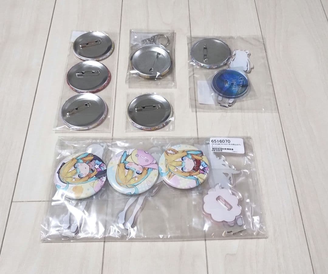 天川はの　VTuber　アクリルスタンド　缶バッジ　キーホルダー　まとめ売り