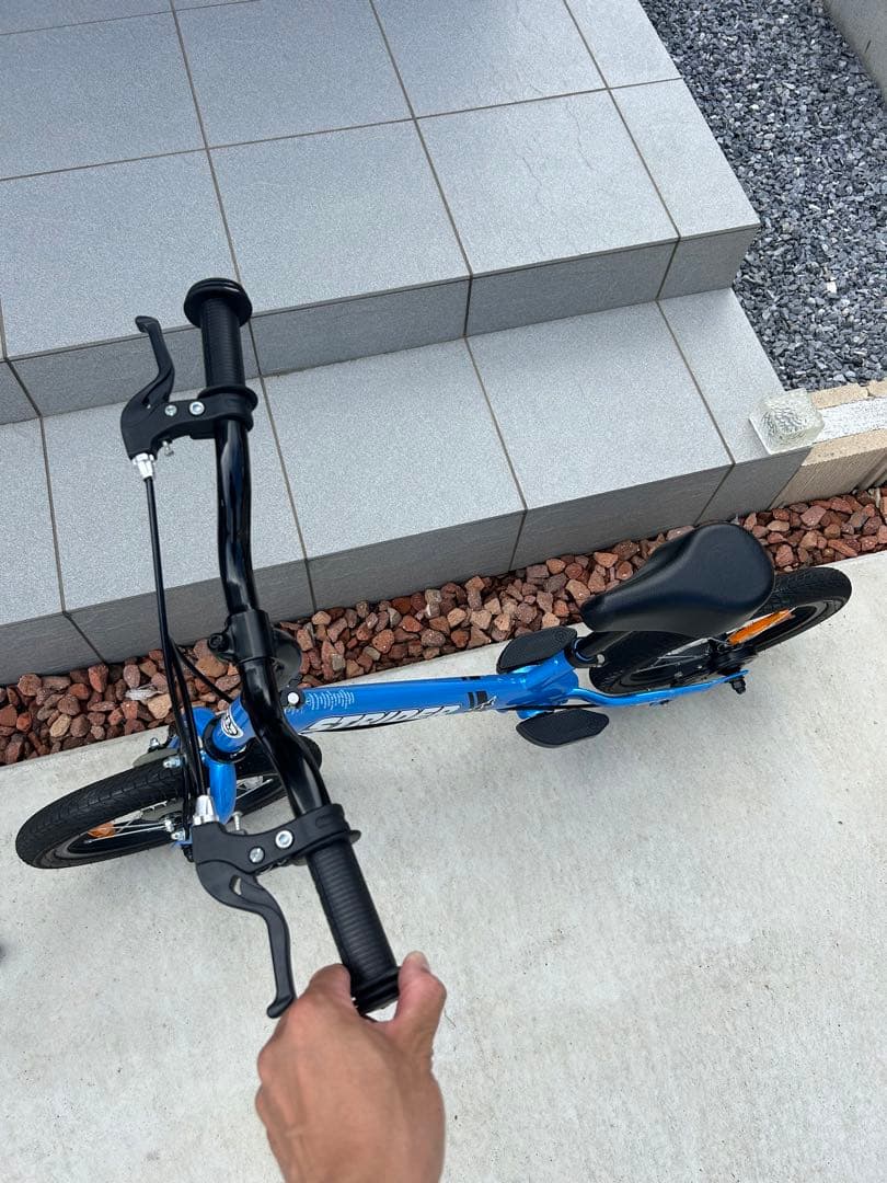 ストライダー　14インチ ブルー