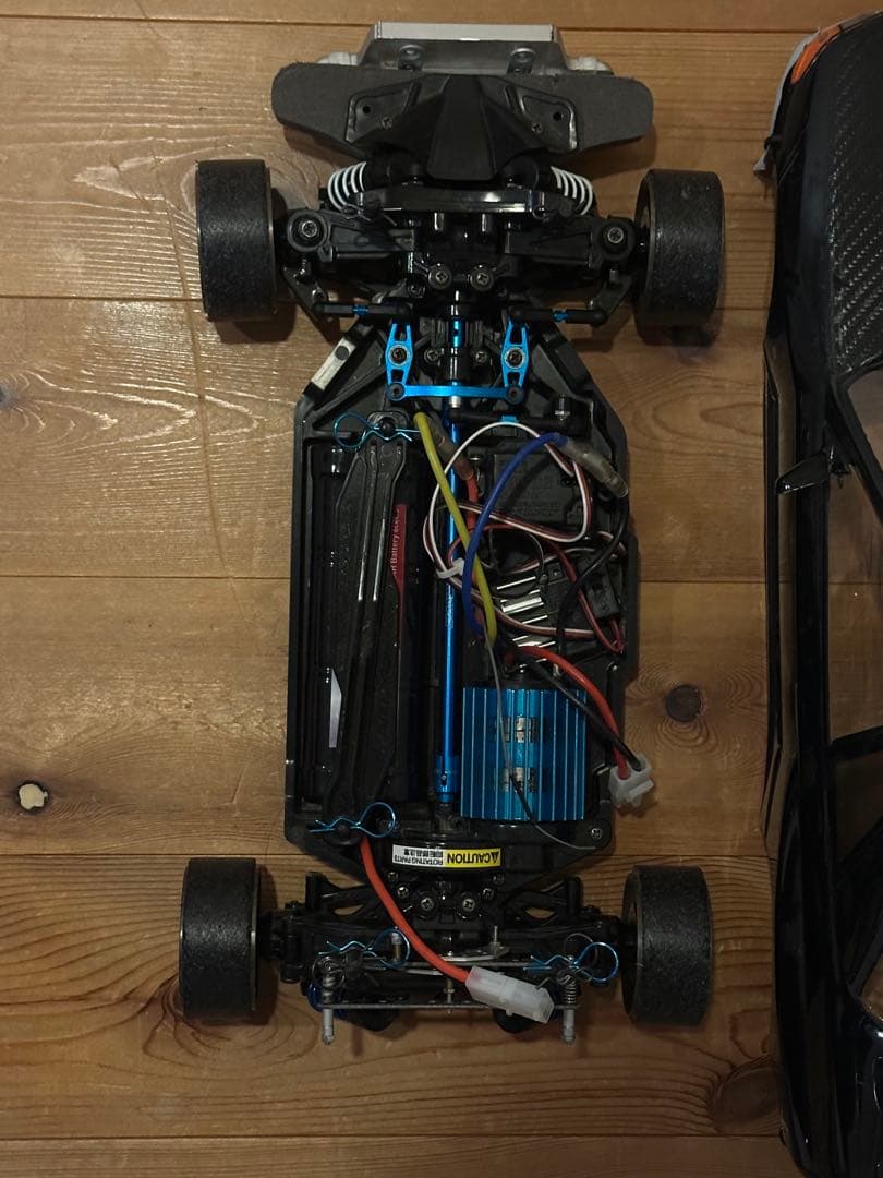 タミヤ　TT-02 セット　R32 GTR