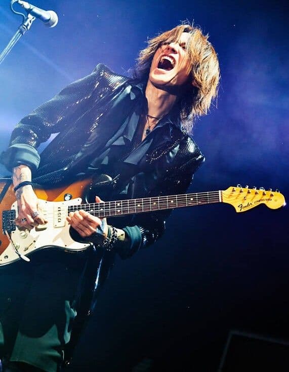 か*ぜ様 Fender USA ストラトキャスター Apollo（SUGIZO）
