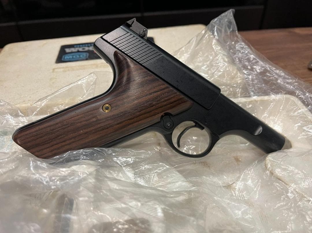 MGC製　COLT ウッズマン 飛葉タイプ 木製グリップ モデルガン