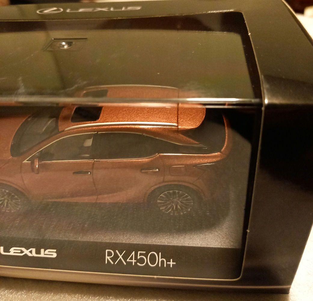 Lexus RX450h+ ミニカー